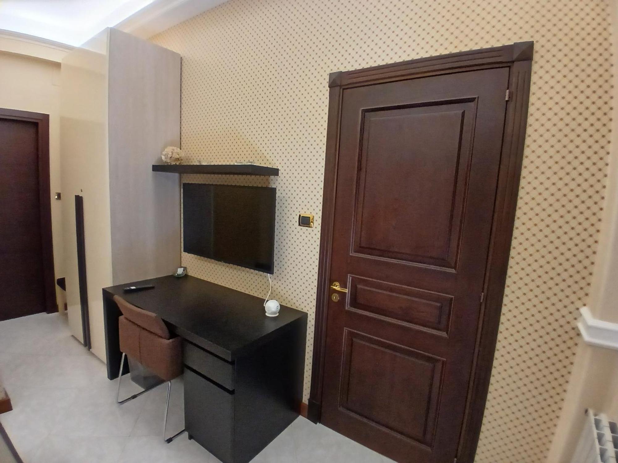 La Suite Del Vulcano Belpasso Bagian luar foto
